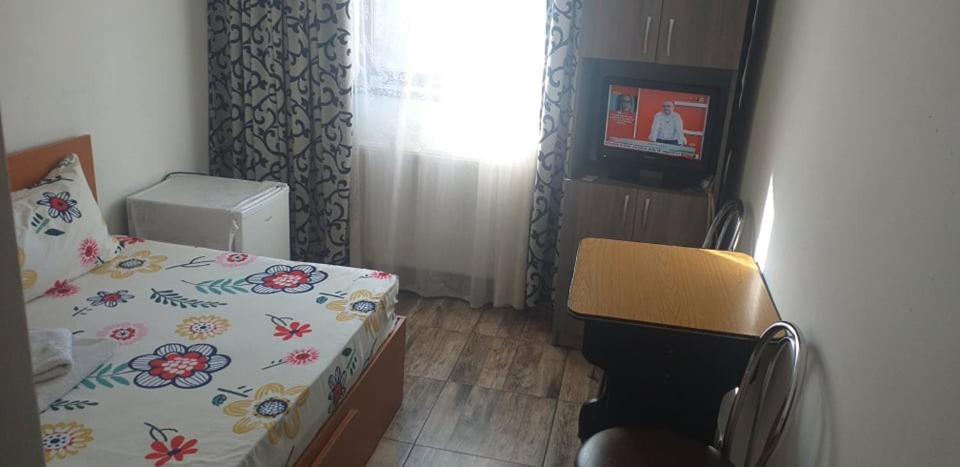 Appartement Garsoniera à Buzău Extérieur photo